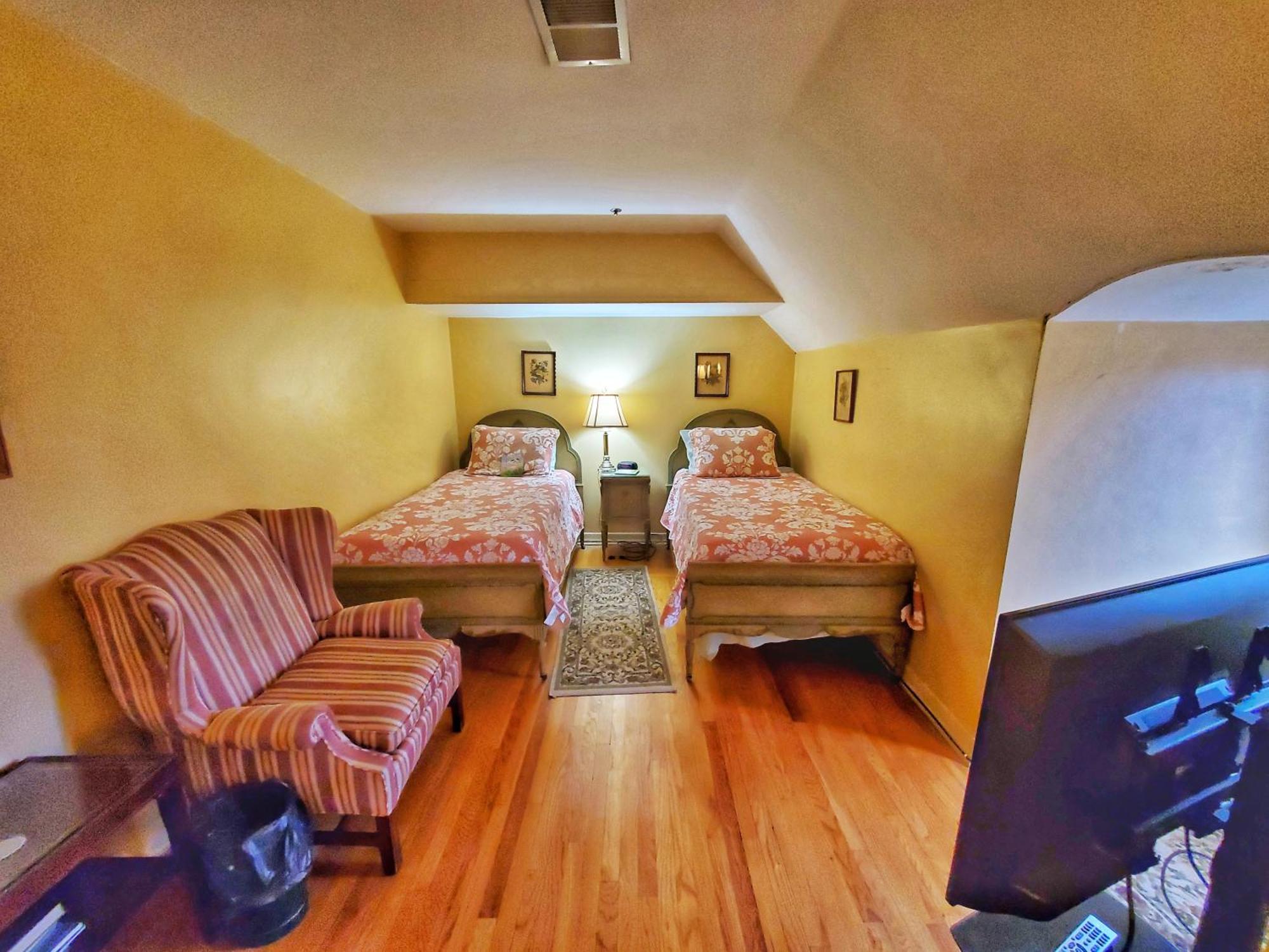 Montague Inn Bed & Breakfast Saginaw Ngoại thất bức ảnh