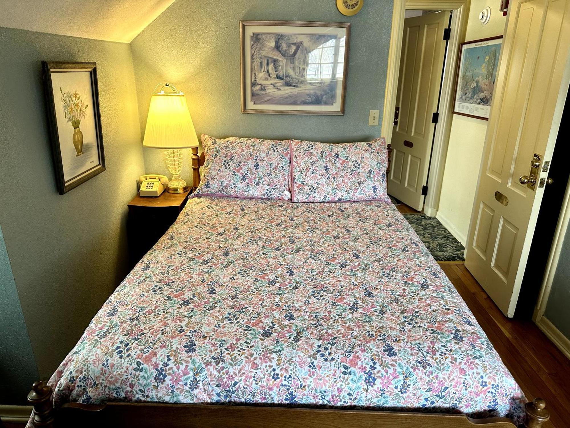 Montague Inn Bed & Breakfast Saginaw Ngoại thất bức ảnh