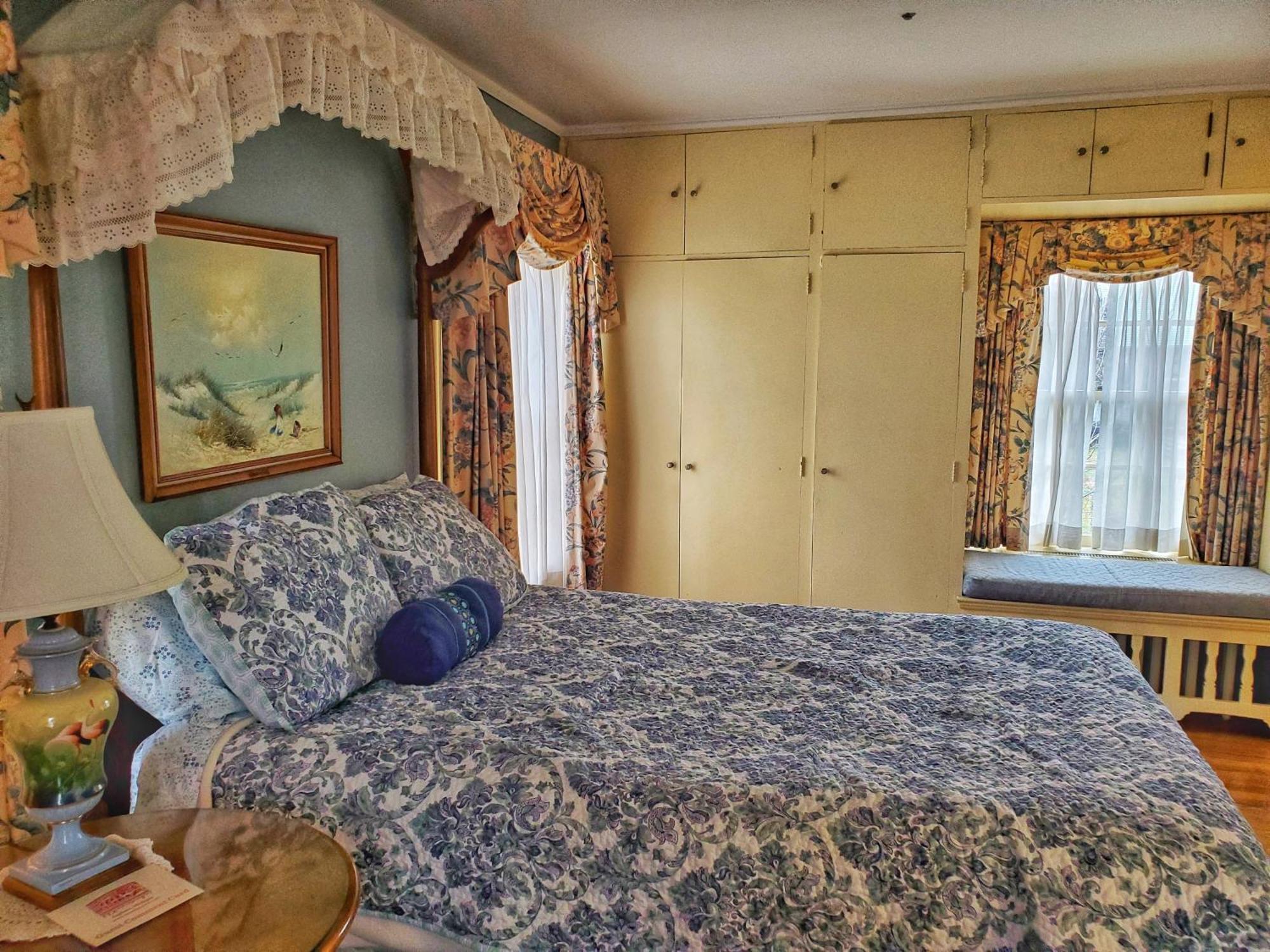 Montague Inn Bed & Breakfast Saginaw Ngoại thất bức ảnh